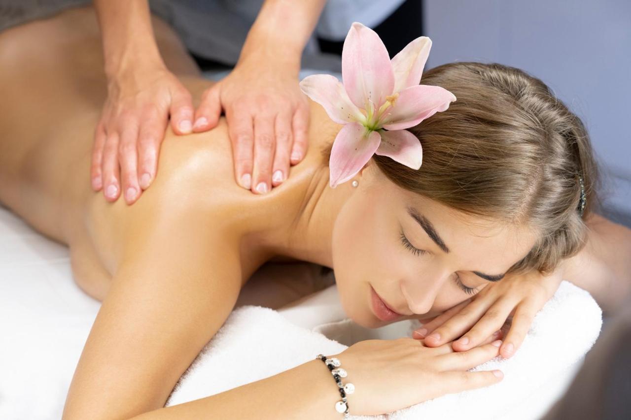 Aplend Wellness Hotel Borovica Štrbské Pleso エクステリア 写真