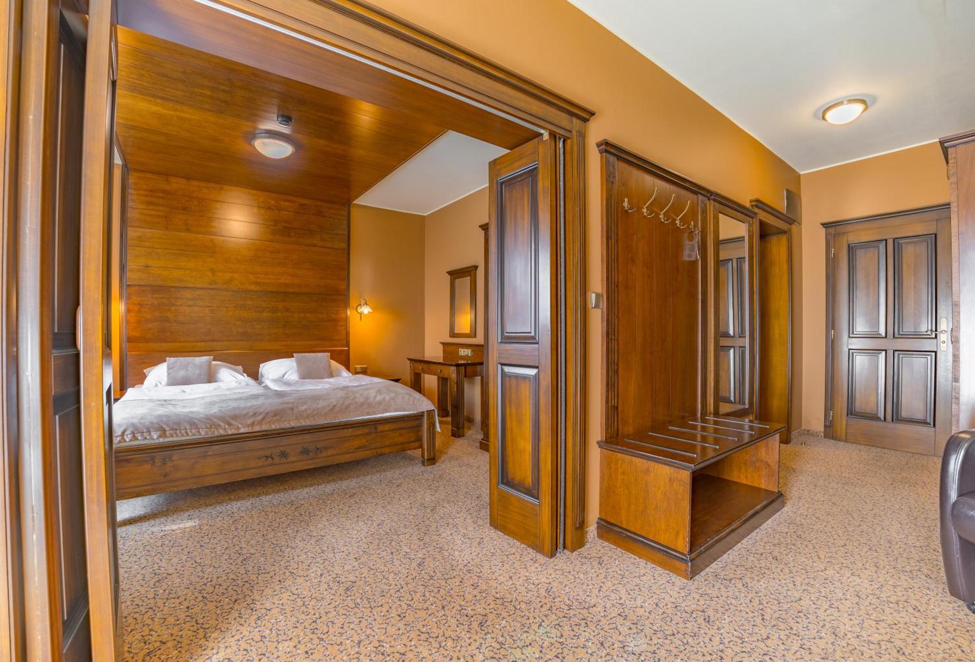 Aplend Wellness Hotel Borovica Štrbské Pleso エクステリア 写真