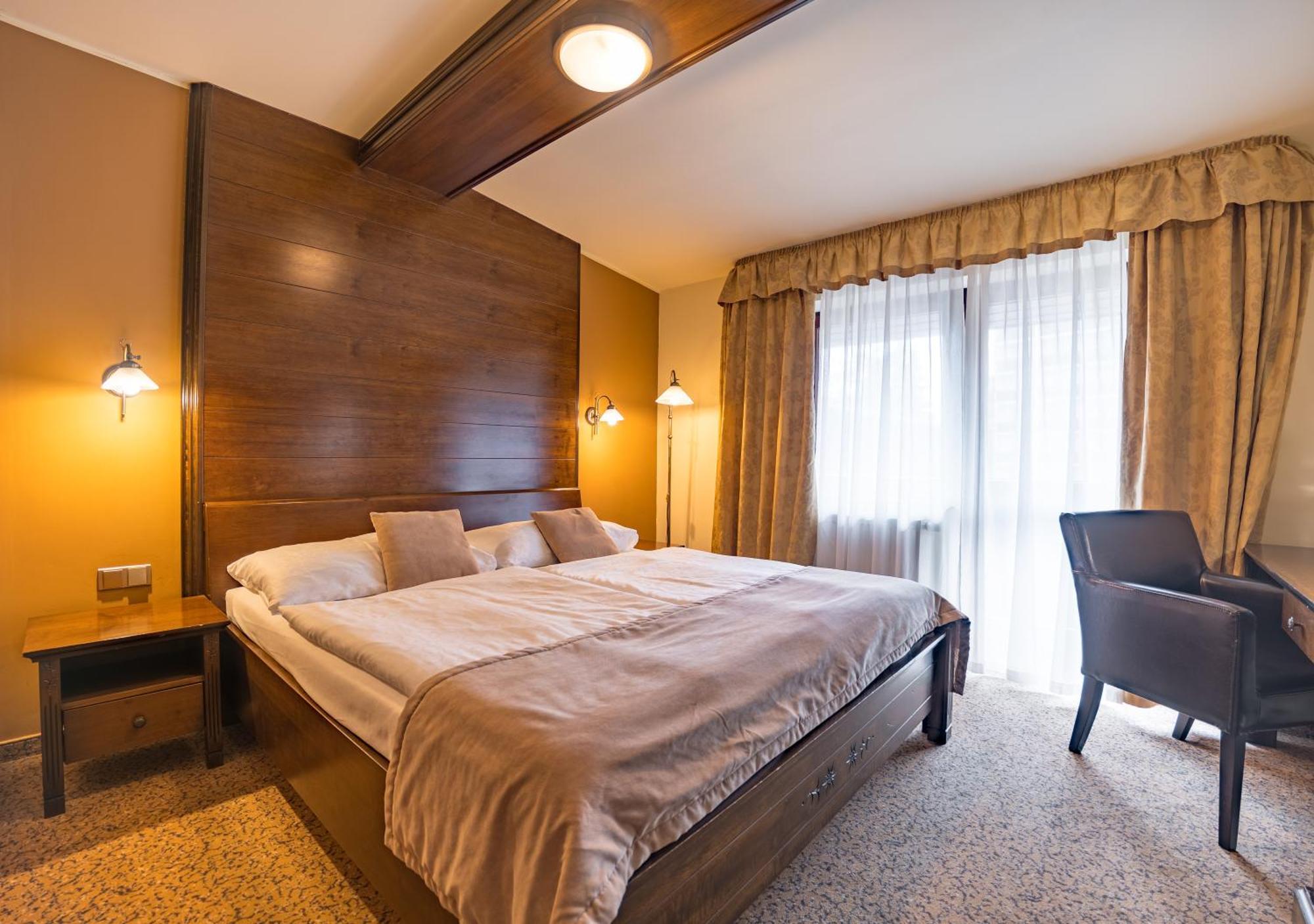 Aplend Wellness Hotel Borovica Štrbské Pleso エクステリア 写真