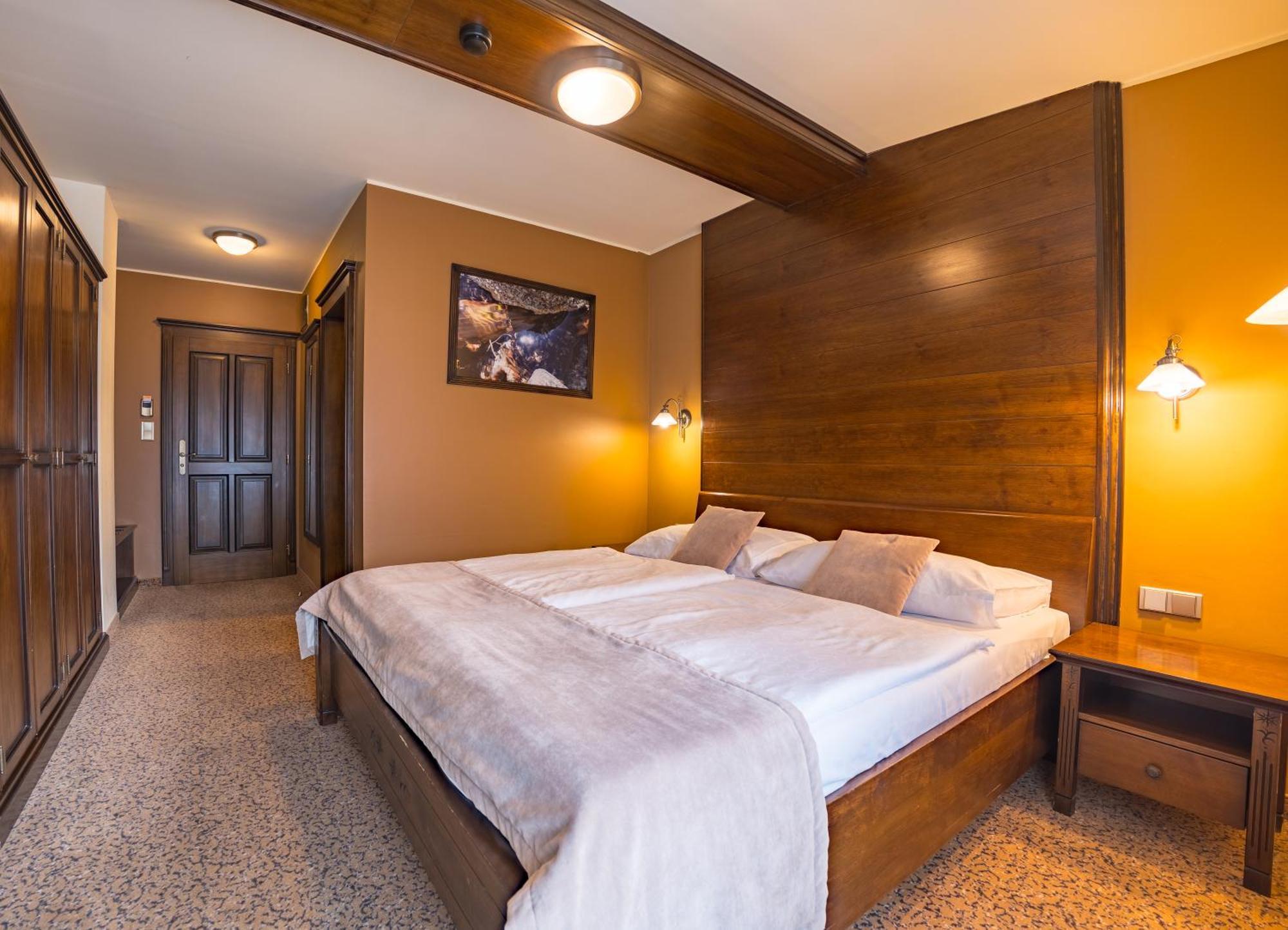 Aplend Wellness Hotel Borovica Štrbské Pleso エクステリア 写真