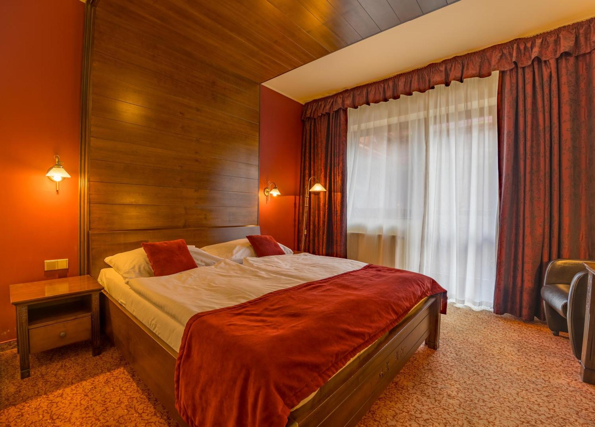 Aplend Wellness Hotel Borovica Štrbské Pleso エクステリア 写真