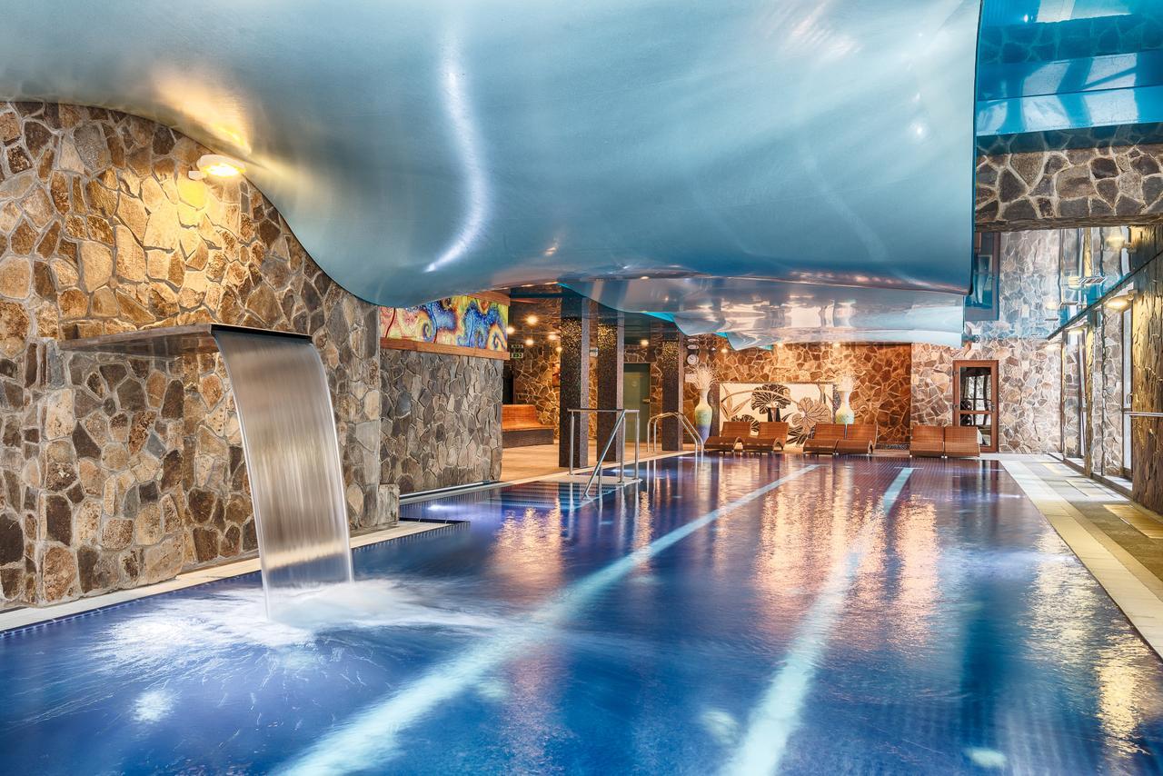 Aplend Wellness Hotel Borovica Štrbské Pleso エクステリア 写真